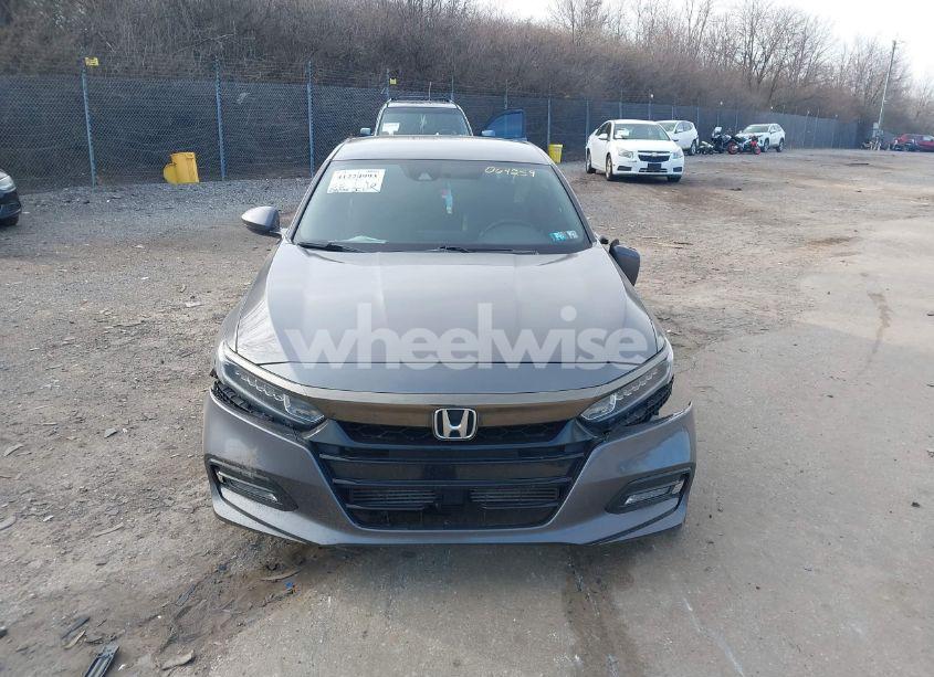 Photo 12 of 2019 Honda Accord SPORT (VIN 1HGCV1F31KA064259)
