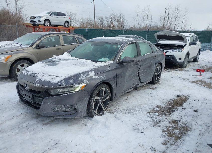 Photo 2 of 2019 Honda Accord SPORT (VIN 1HGCV1F31KA091090)