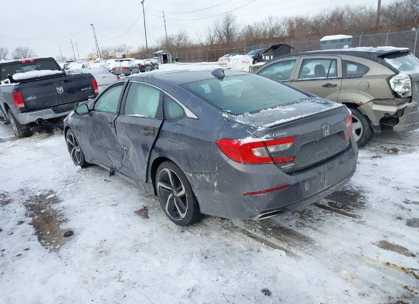 Photo 3 of 2019 Honda Accord SPORT (VIN 1HGCV1F31KA091090)