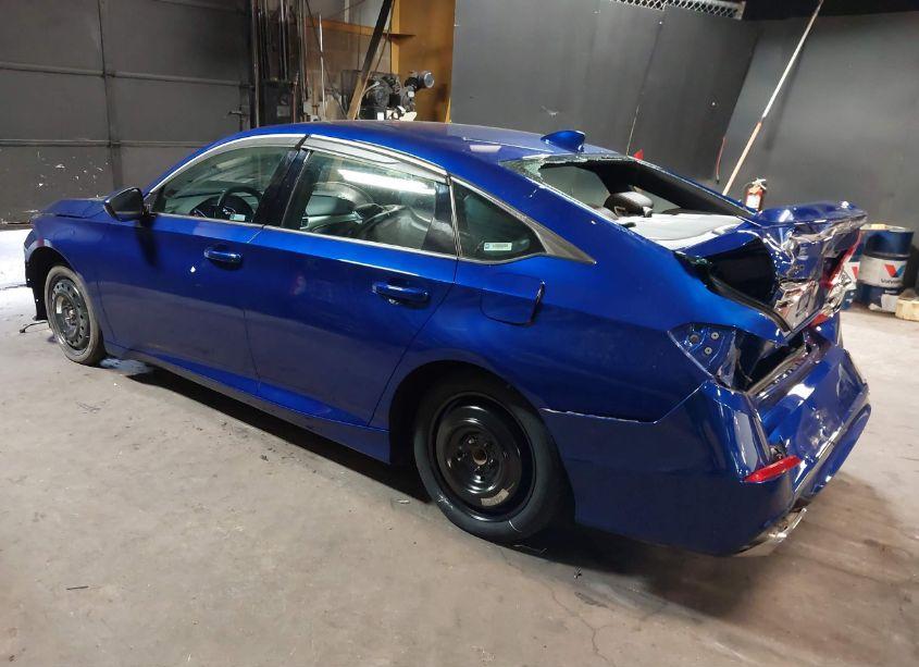 Photo 3 of 2019 Honda Accord SPORT (VIN 1HGCV1F31KA093003)