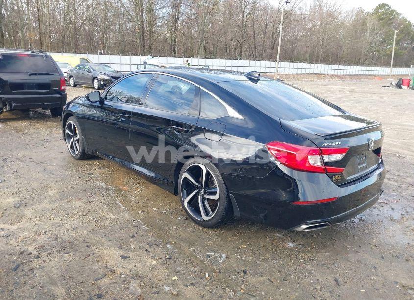 Photo 3 of 2019 Honda Accord SPORT (VIN 1HGCV1F31KA113525)