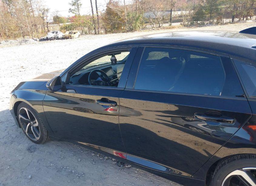 Photo 14 of 2019 Honda Accord SPORT (VIN 1HGCV1F31KA122323)