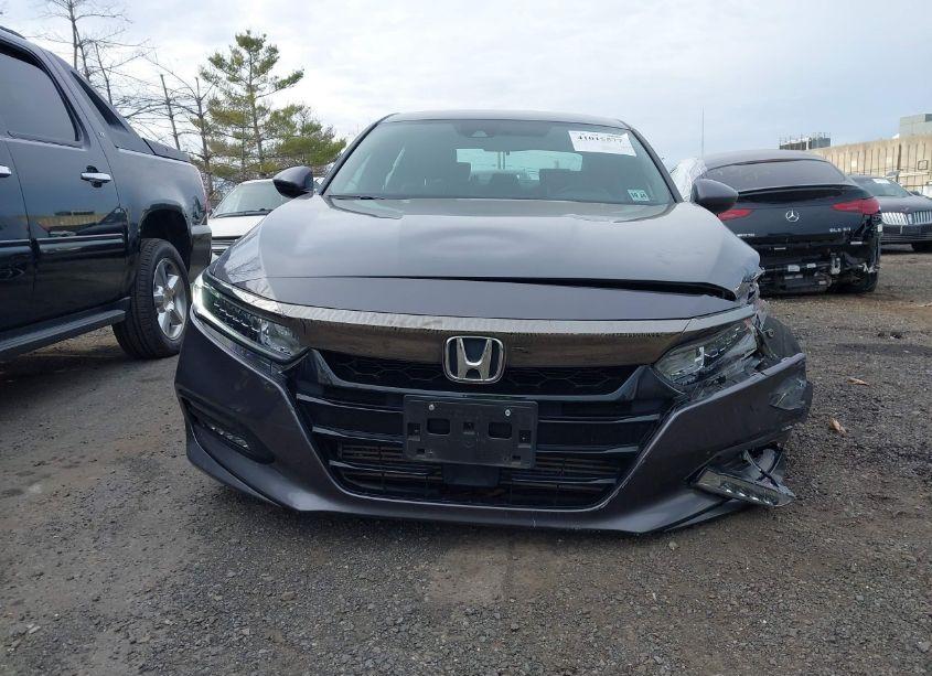 Photo 12 of 2019 Honda Accord SPORT (VIN 1HGCV1F31KA125531)