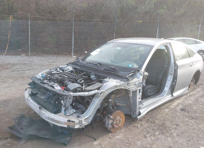 Photo 6 of 2019 Honda Accord SPORT (VIN 1HGCV1F31KA128946)