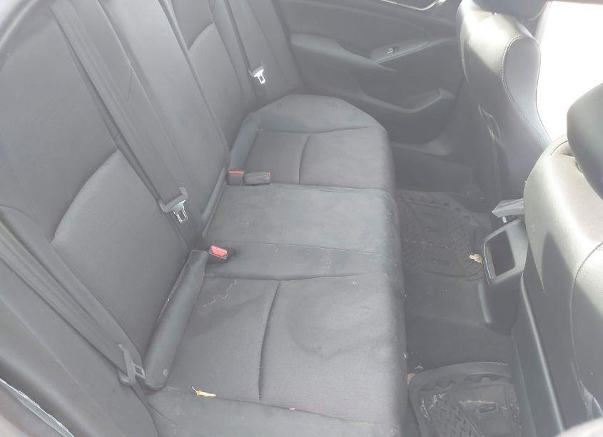 Photo 8 of 2019 Honda Accord SPORT (VIN 1HGCV1F31KA128946)