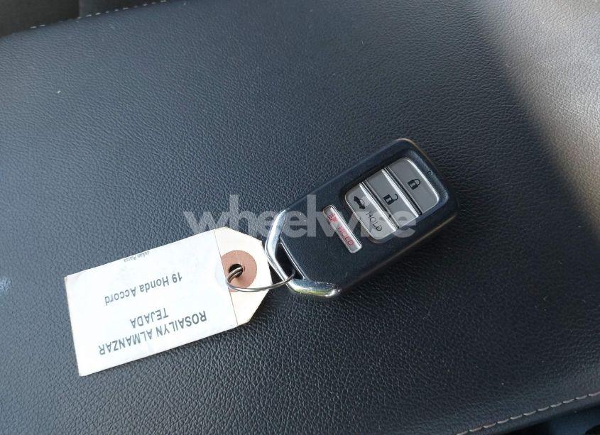 Photo 11 of 2019 Honda Accord SPORT (VIN 1HGCV1F31KA142152)