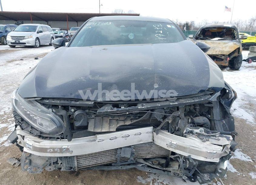 Photo 11 of 2019 Honda Accord SPORT (VIN 1HGCV1F31KA147237)