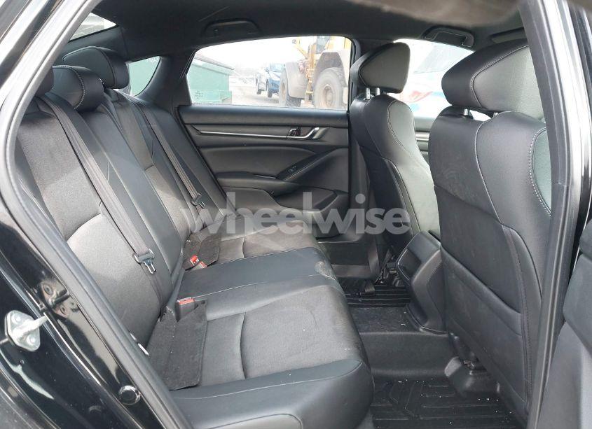 Photo 8 of 2019 Honda Accord SPORT (VIN 1HGCV1F31KA147237)