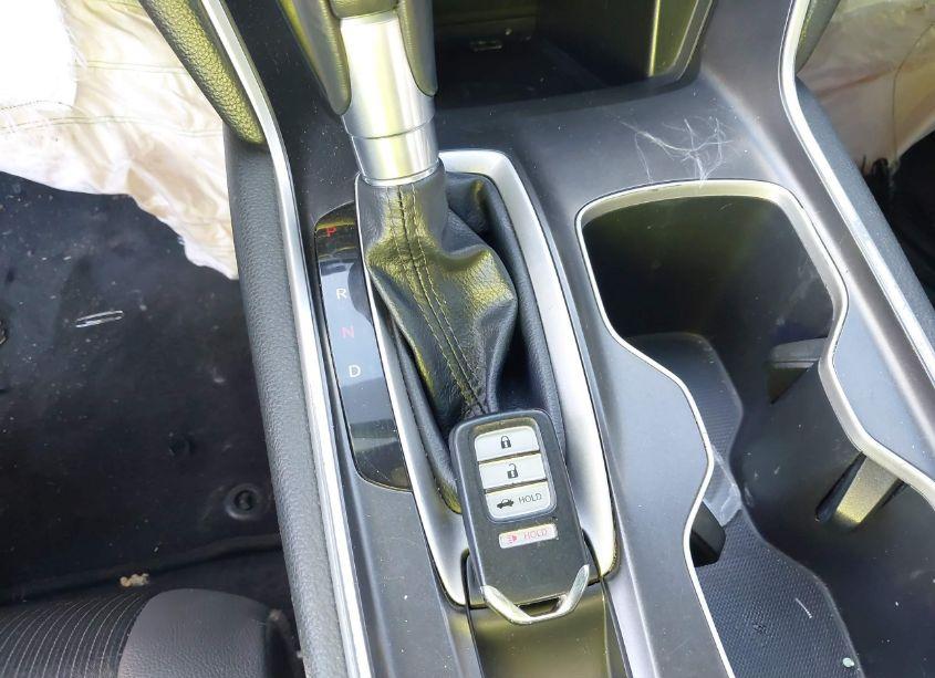 Photo 11 of 2019 Honda Accord SPORT (VIN 1HGCV1F31KA153751)