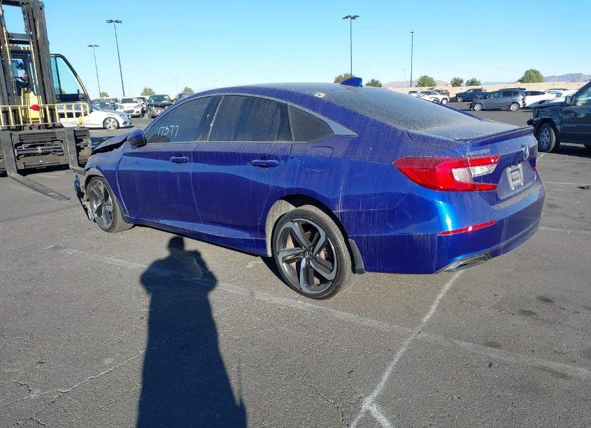 Photo 3 of 2019 Honda Accord SPORT (VIN 1HGCV1F31KA153751)