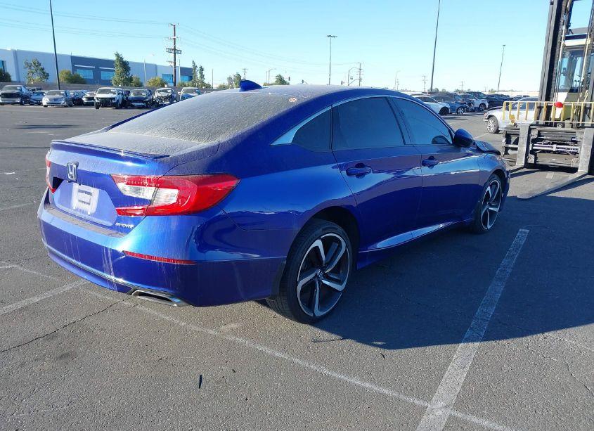 Photo 4 of 2019 Honda Accord SPORT (VIN 1HGCV1F31KA153751)