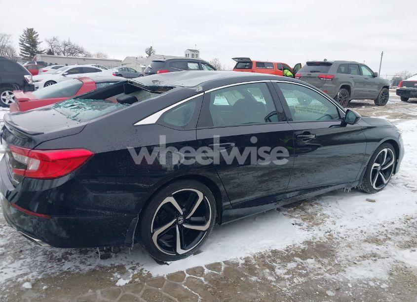 Photo 13 of 2019 Honda Accord SPORT (VIN 1HGCV1F31KA171814)