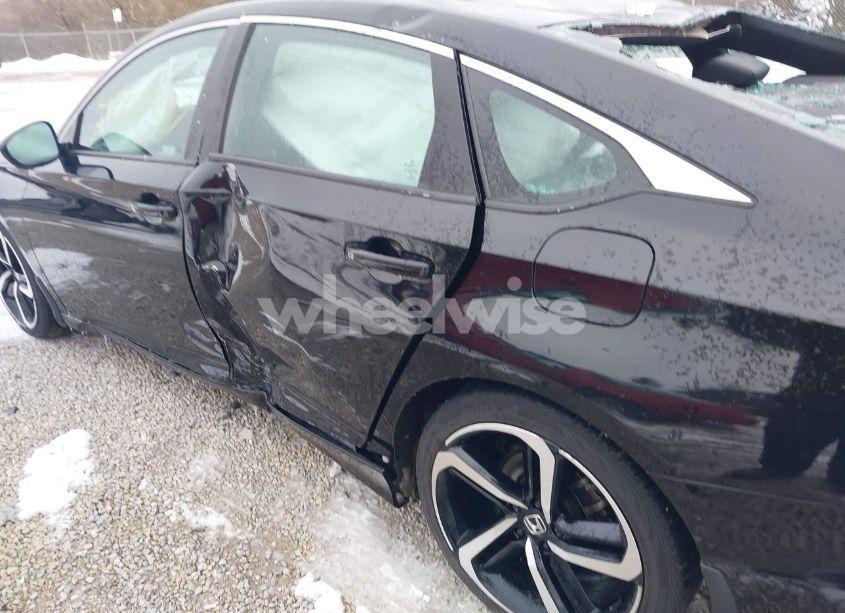 Photo 17 of 2019 Honda Accord SPORT (VIN 1HGCV1F31KA171814)