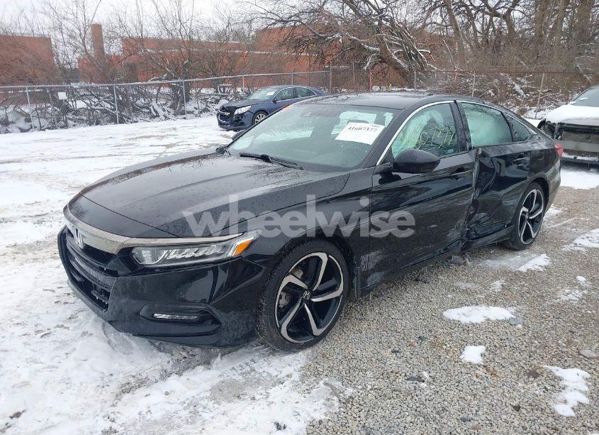 Photo 2 of 2019 Honda Accord SPORT (VIN 1HGCV1F31KA171814)