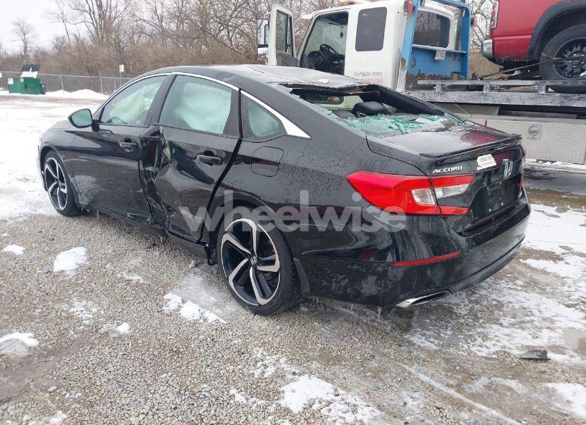 Photo 3 of 2019 Honda Accord SPORT (VIN 1HGCV1F31KA171814)
