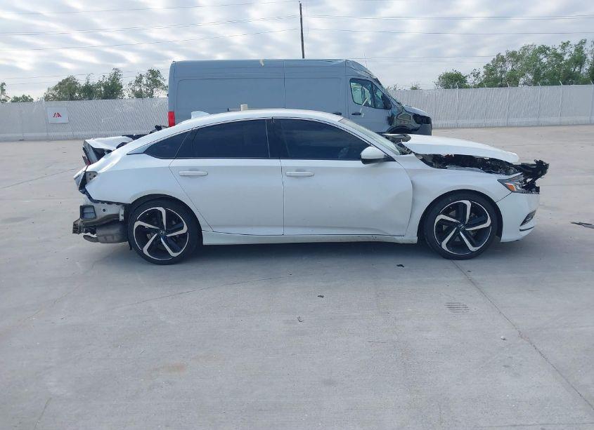 Photo 13 of 2020 Honda Accord SPORT (VIN 1HGCV1F31LA019582)