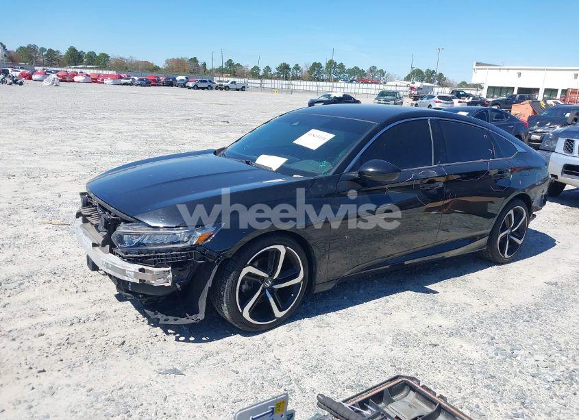 Photo 2 of 2020 Honda Accord SPORT (VIN 1HGCV1F31LA024359)