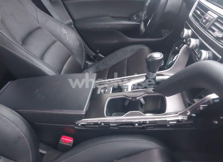 Photo 5 of 2020 Honda Accord SPORT (VIN 1HGCV1F31LA044837)