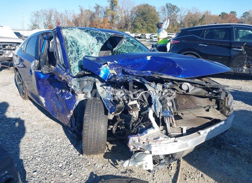 Photo 6 of 2020 Honda Accord SPORT (VIN 1HGCV1F31LA073545)