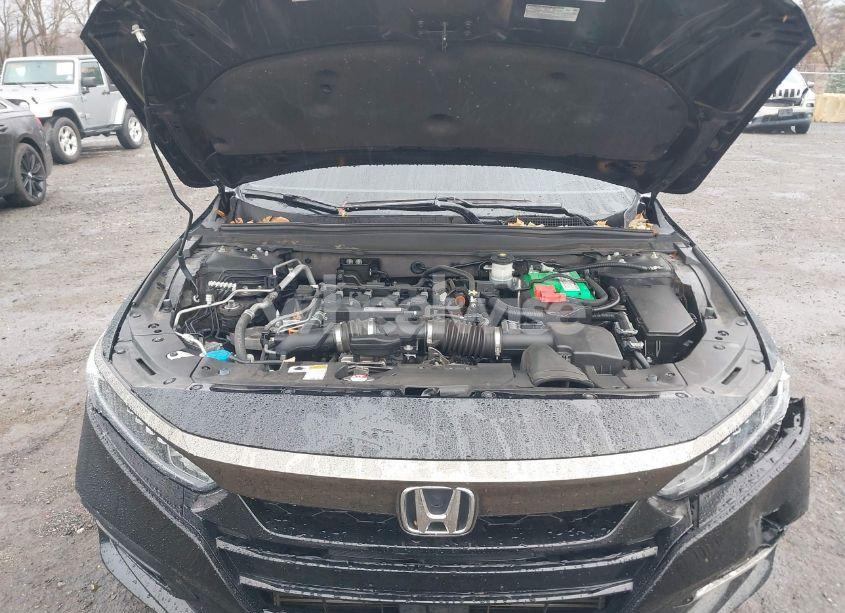 Photo 10 of 2020 Honda Accord SPORT (VIN 1HGCV1F31LA073626)