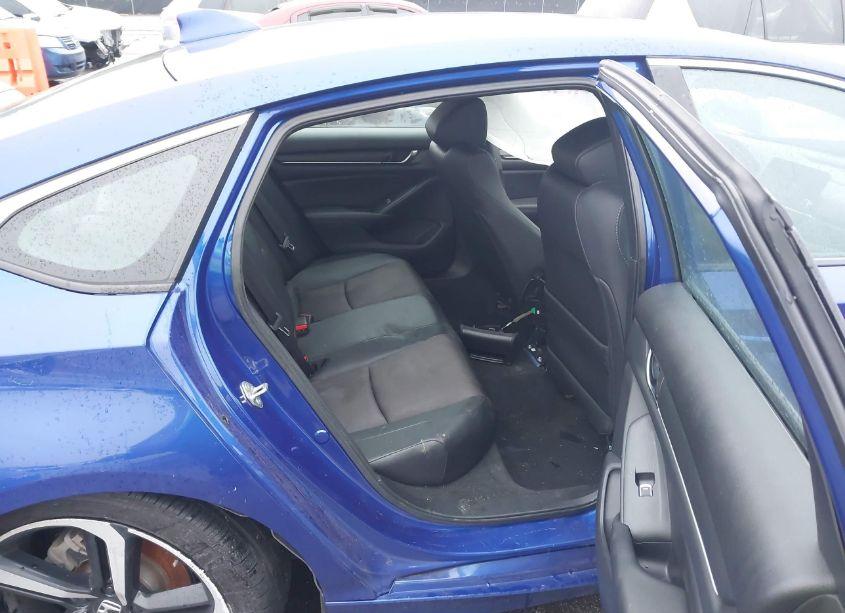 Photo 8 of 2020 Honda Accord SPORT (VIN 1HGCV1F31LA115261)