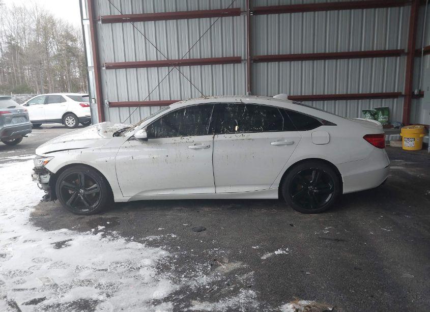Photo 15 of 2020 Honda Accord SPORT (VIN 1HGCV1F31LA141763)