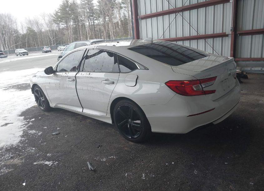 Photo 3 of 2020 Honda Accord SPORT (VIN 1HGCV1F31LA141763)