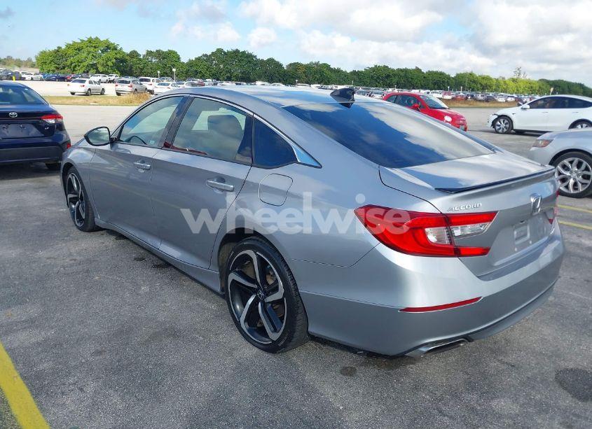 Photo 3 of 2021 Honda Accord SPORT (VIN 1HGCV1F31MA014061)