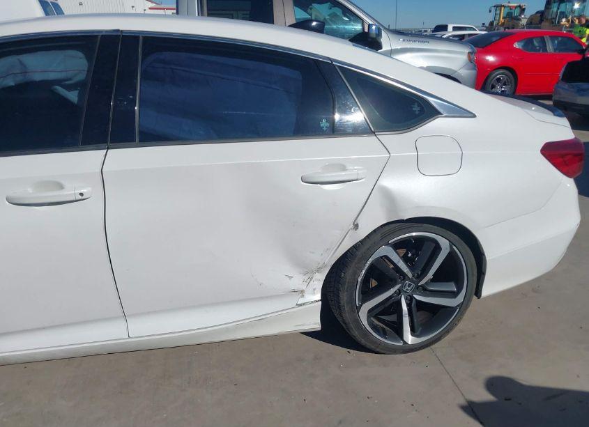 Photo 6 of 2021 Honda Accord SPORT (VIN 1HGCV1F31MA033404)