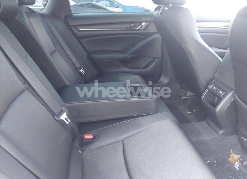 Photo 8 of 2022 Honda Accord SPORT (VIN 1HGCV1F31NA086170)