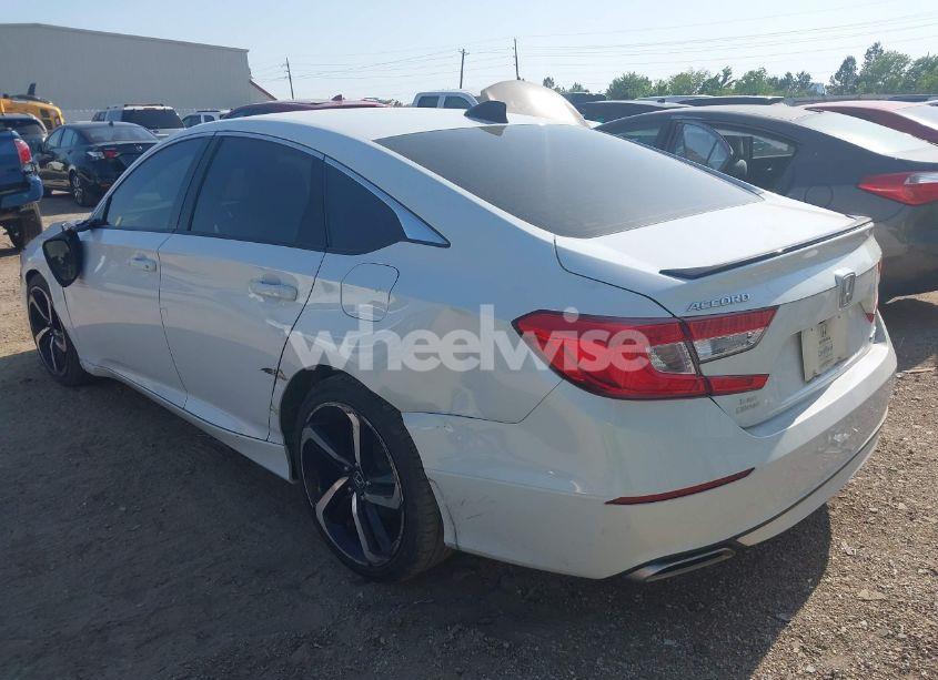 Photo 3 of 2022 Honda Accord SPORT (VIN 1HGCV1F31NA101167)