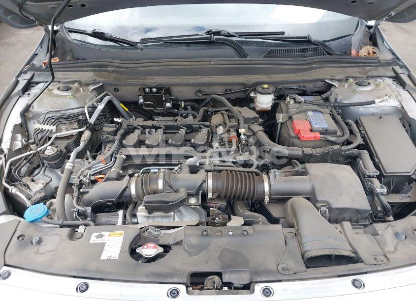 Photo 10 of 2022 Honda Accord SPORT (VIN 1HGCV1F31NA105820)