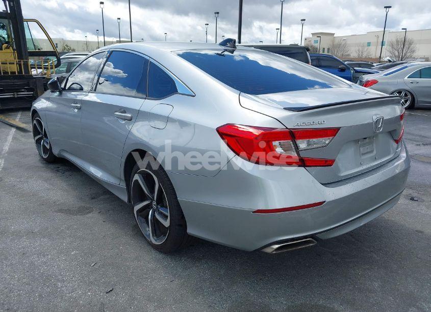 Photo 3 of 2022 Honda Accord SPORT (VIN 1HGCV1F31NA105820)