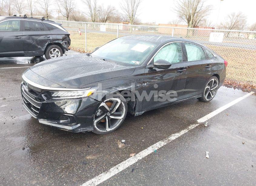 Photo 2 of 2022 Honda Accord SPORT (VIN 1HGCV1F31NA118423)