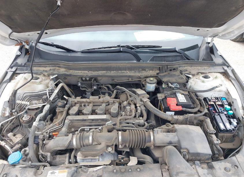 Photo 10 of 2018 Honda Accord SPORT (VIN 1HGCV1F32JA028501)