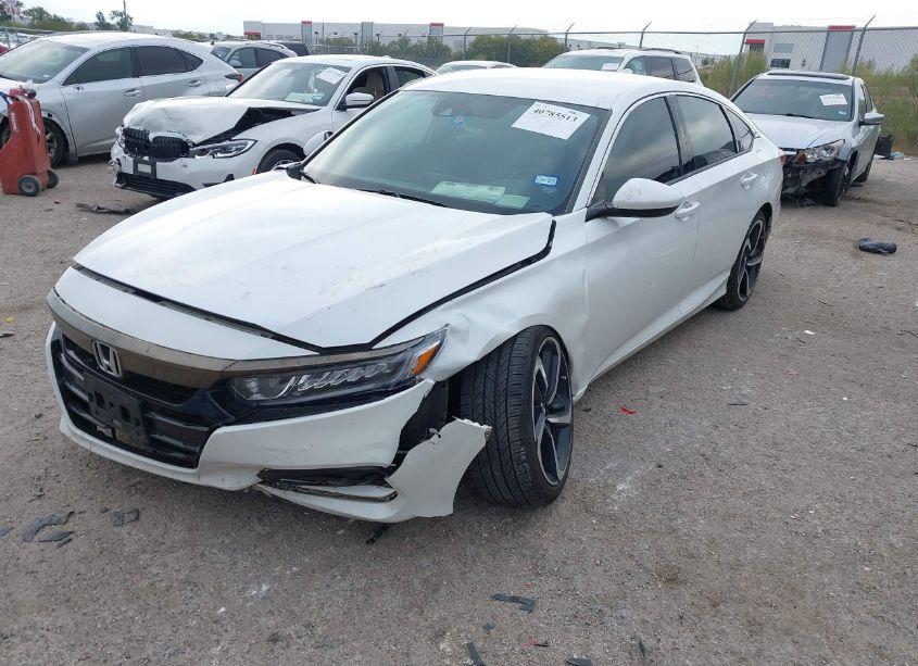 Photo 2 of 2018 Honda Accord SPORT (VIN 1HGCV1F32JA028501)