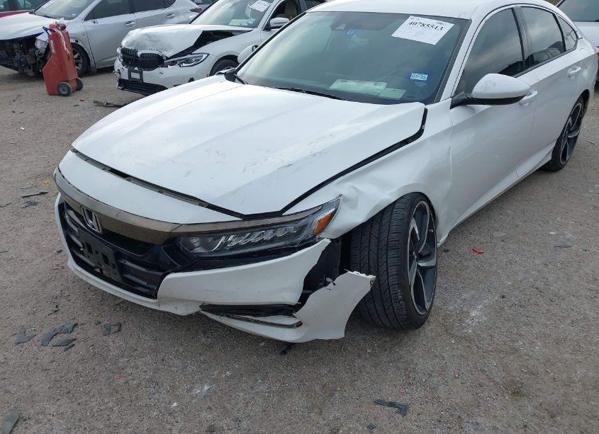 Photo 6 of 2018 Honda Accord SPORT (VIN 1HGCV1F32JA028501)