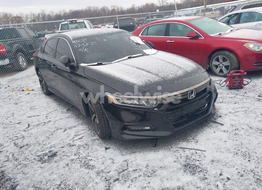2018 Honda Accord SPORT (VIN 1HGCV1F32JA036484) main photo