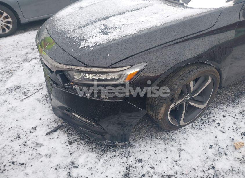 Photo 6 of 2018 Honda Accord SPORT (VIN 1HGCV1F32JA036484)