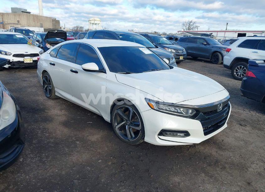 2018 Honda Accord SPORT (VIN 1HGCV1F32JA046870) main photo