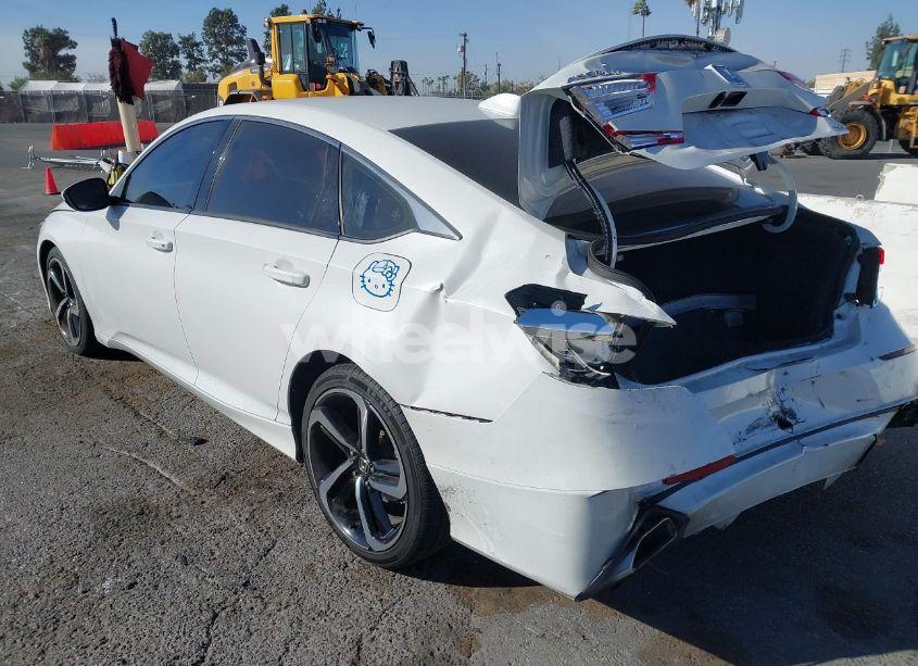 Photo 3 of 2018 Honda Accord SPORT (VIN 1HGCV1F32JA107599)