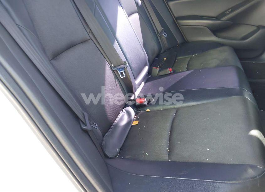 Photo 8 of 2018 Honda Accord SPORT (VIN 1HGCV1F32JA107599)