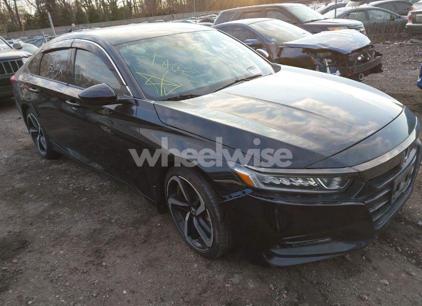 2018 Honda Accord SPORT (VIN 1HGCV1F32JA133281) main photo