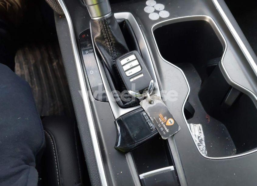 Photo 11 of 2018 Honda Accord SPORT (VIN 1HGCV1F32JA133281)