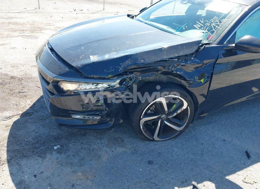 Photo 6 of 2018 Honda Accord SPORT (VIN 1HGCV1F32JA183548)