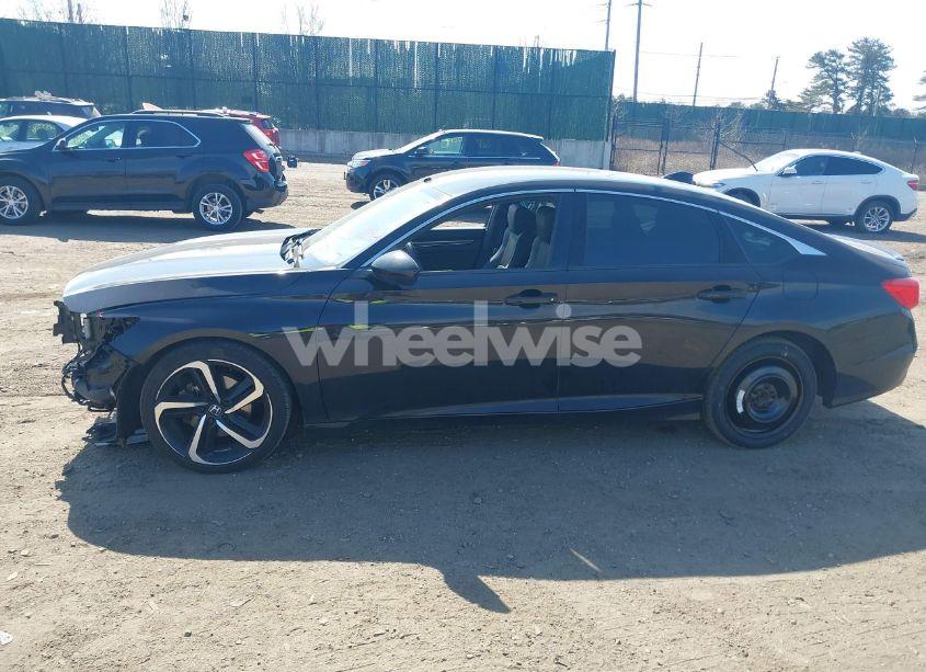 Photo 14 of 2018 Honda Accord SPORT (VIN 1HGCV1F32JA186823)