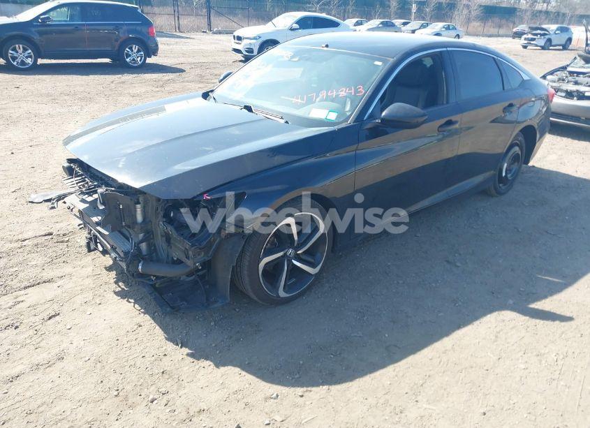 Photo 2 of 2018 Honda Accord SPORT (VIN 1HGCV1F32JA186823)