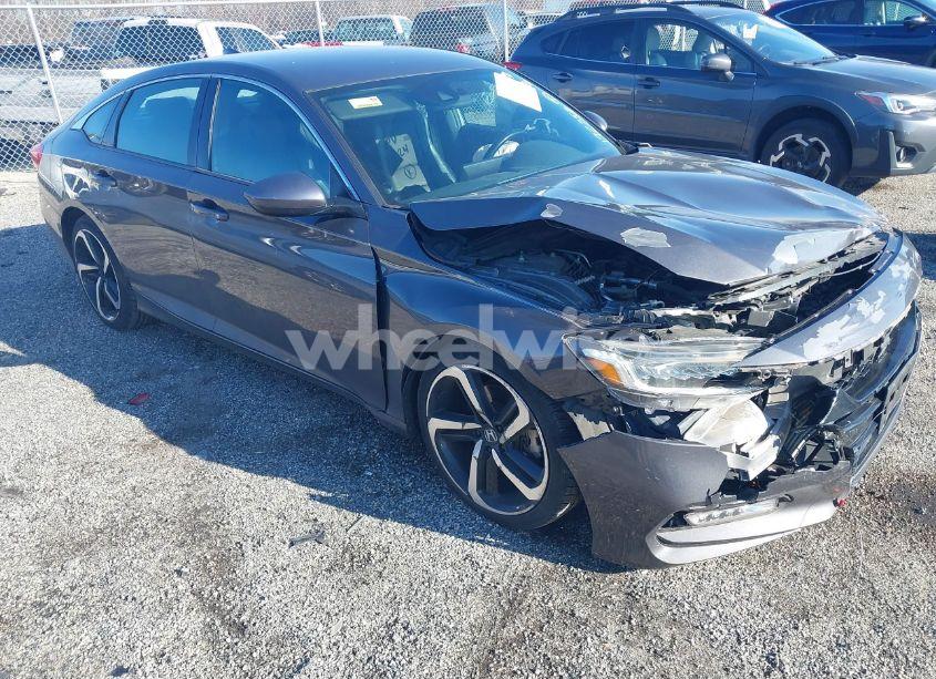2018 Honda Accord SPORT (VIN 1HGCV1F32JA192752) main photo