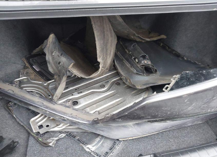 Photo 12 of 2018 Honda Accord SPORT (VIN 1HGCV1F32JA228925)