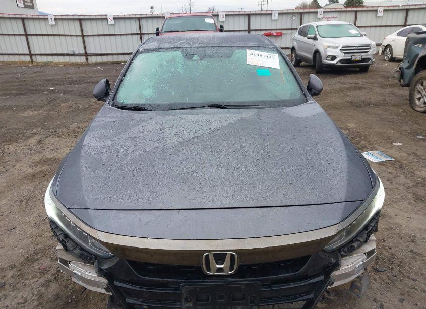 Photo 13 of 2018 Honda Accord SPORT (VIN 1HGCV1F32JA228925)